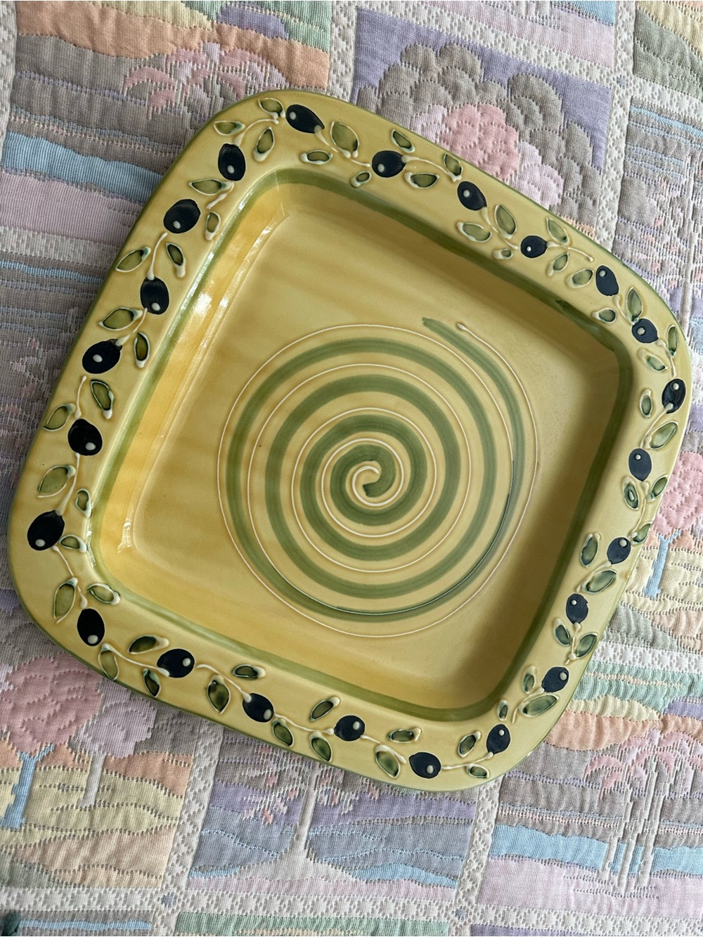 ZRIKE Vintage Yellow Spiral Ceramic Serving Platter with Olive Motif Minor Flaws